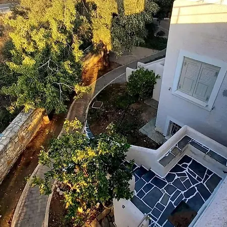 בית נופש Karantou