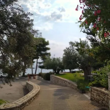 Aeolis House