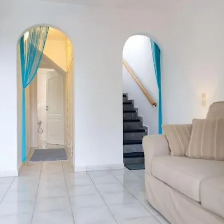 בית נופש Karantou Tirós